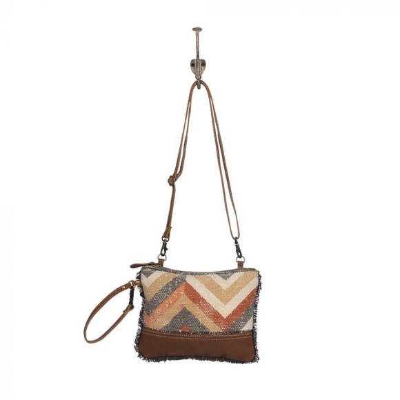 NWT Myra Bag Eccentric Small Crossbody Purse Zig Zag Chevron - Picture 2 of 5